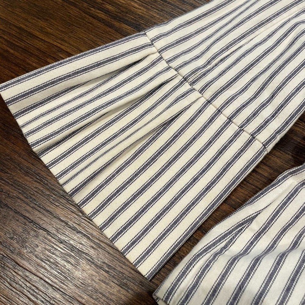 Gorgeous Vintage cabi Spring 2008 Nautical Navy & White Ticking Blazer - Picture 10 of 13